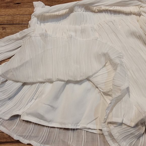 ✨️ Beautiful Shorts - Picture 4 of 4